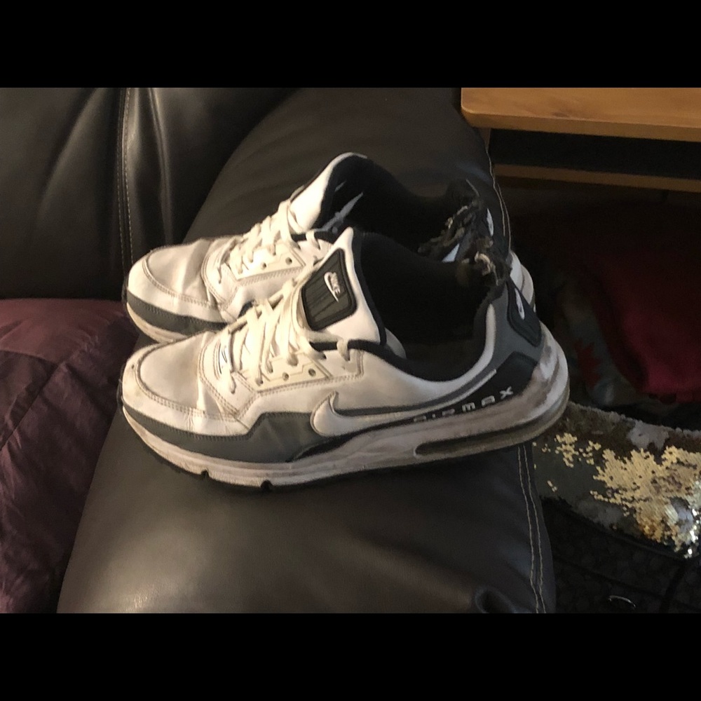 Nike Air Max size 10.5